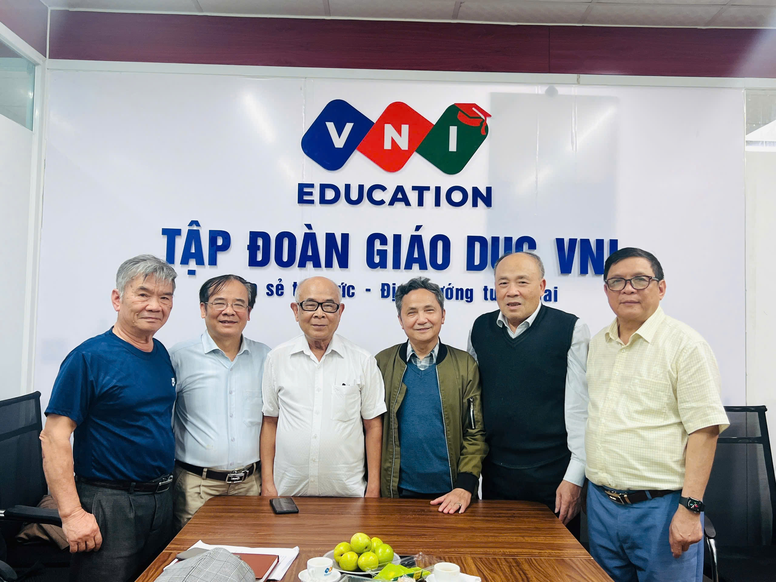 GIẢI PHÁP TỔ CHỨC THỰC HIỆN NỘI DUNG GIÁO DỤC ĐỊA PHƯƠNG CHO HỌC SINH TRUNG HỌC CƠ SỞ CÁC TỈNH MIỀN NÚI PHÍA BẮC