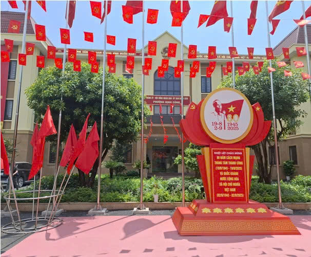 Hà Nội: Nhiều sai phạm tại trường Tiểu học Quốc Tế Thăng Long - UBND phường yêu cầu dừng tuyển sinh.