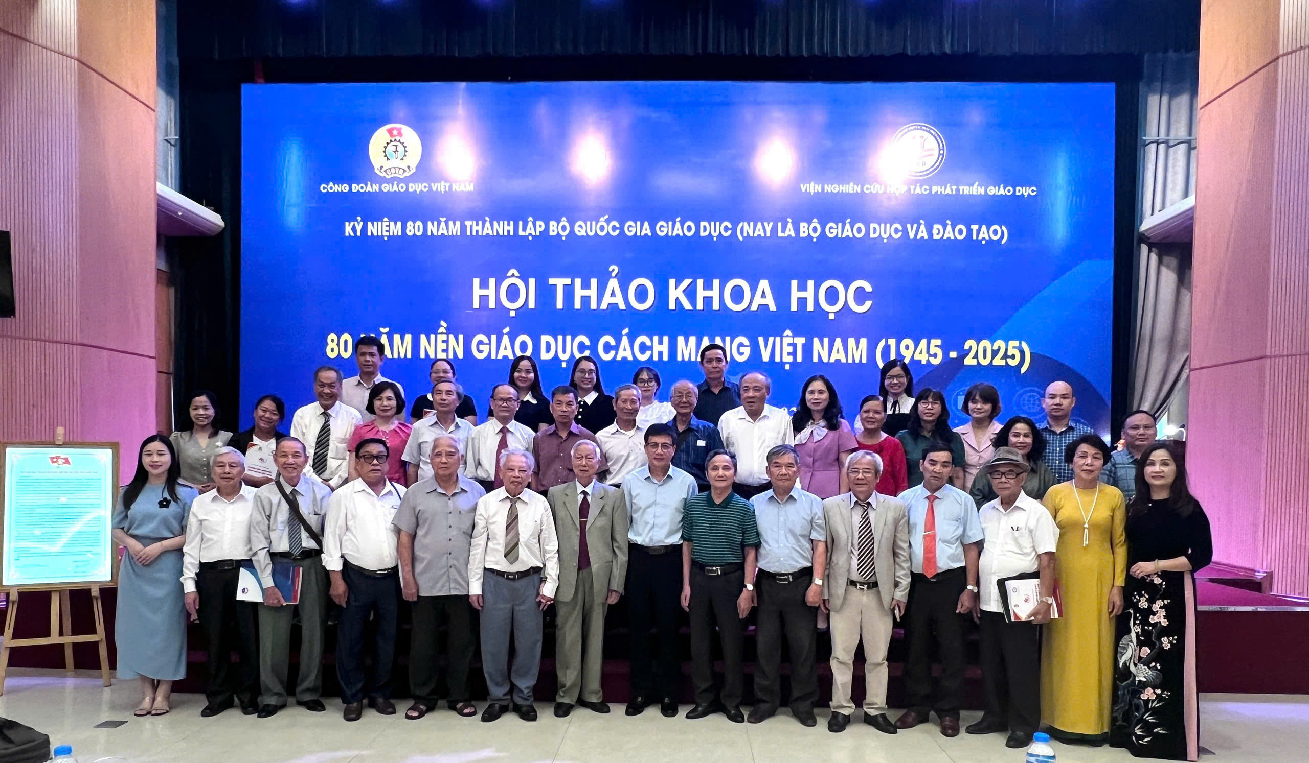 Hội thảo khoa học “80 năm nền giáo dục cách mạng Việt Nam (1945 – 2025)” KHẲNG ĐỊNH NHỮNG MỐC SON LỊCH SỬ,VIẾT TIẾP TRANG VÀNG SỰ NGHIỆP TRỒNG NGƯỜI