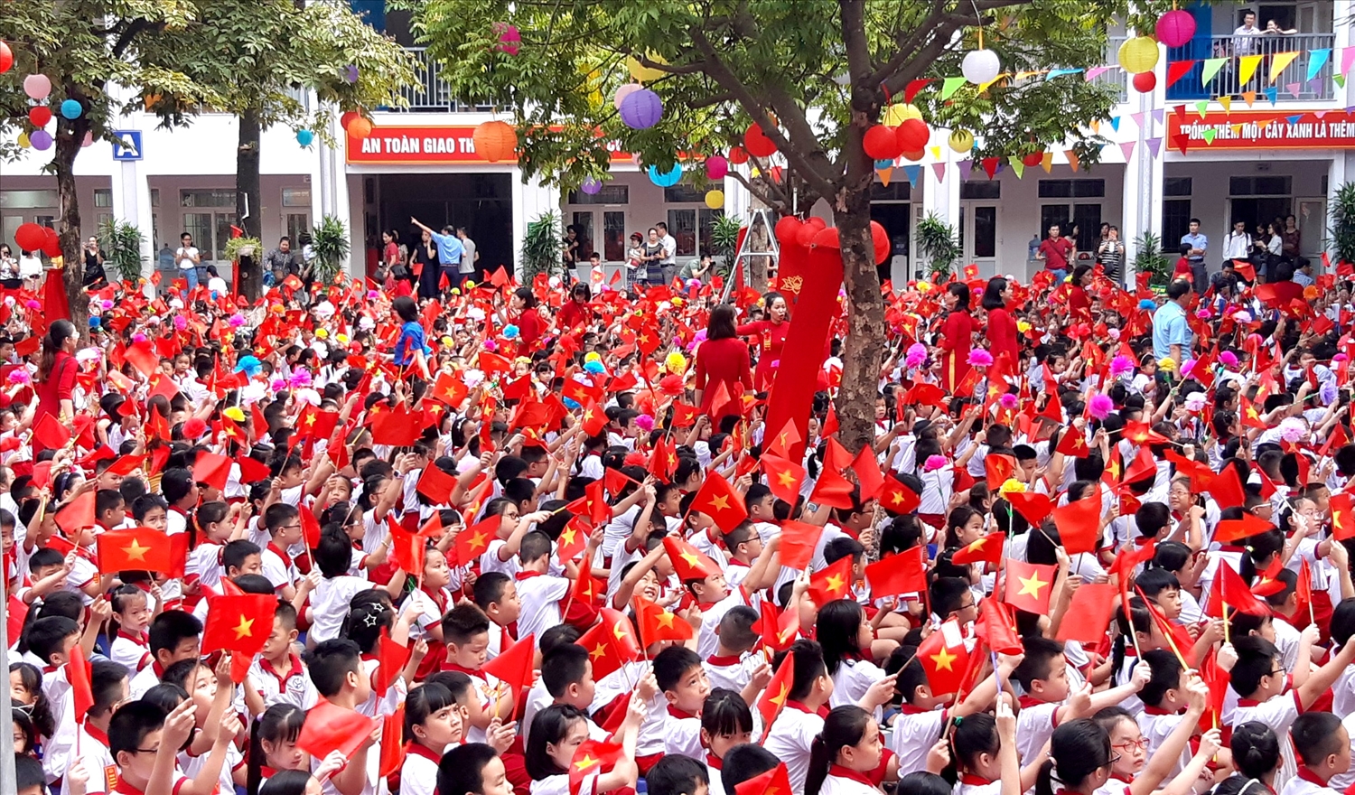 Chủ tịch nước gửi thư chúc mừng ngành Giáo dục nhân dịp khai giảng năm học mới