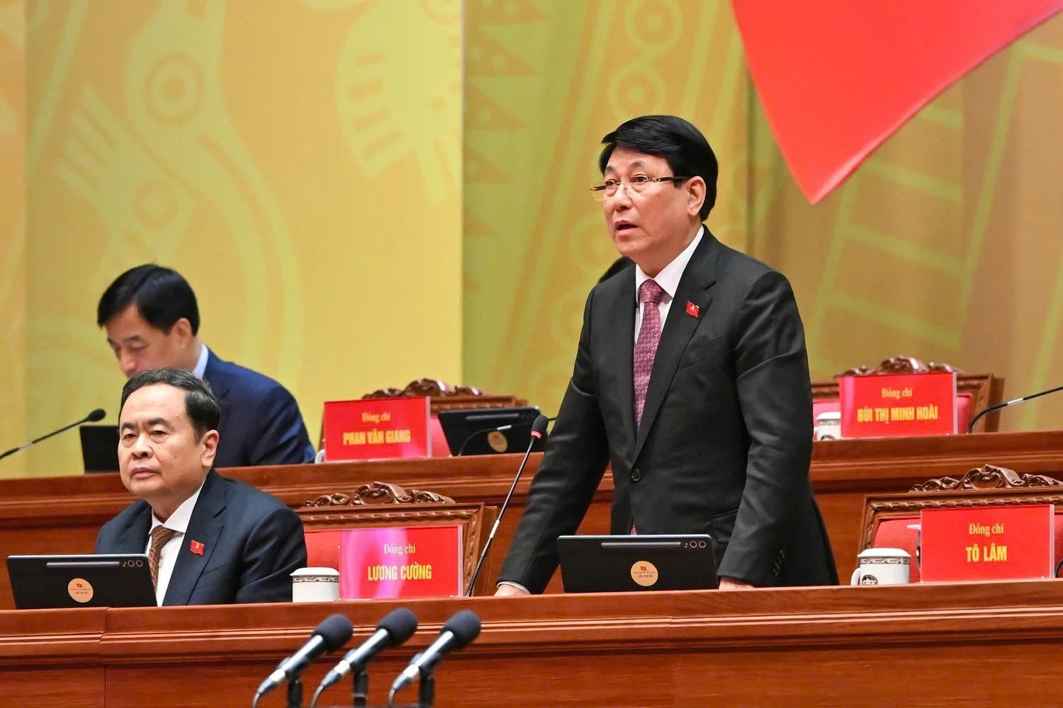 Đại hội XIV của Đảng: Thảo luận các vấn đề chiến lược, định hướng phát triển đất nước trong giai đoạn mới