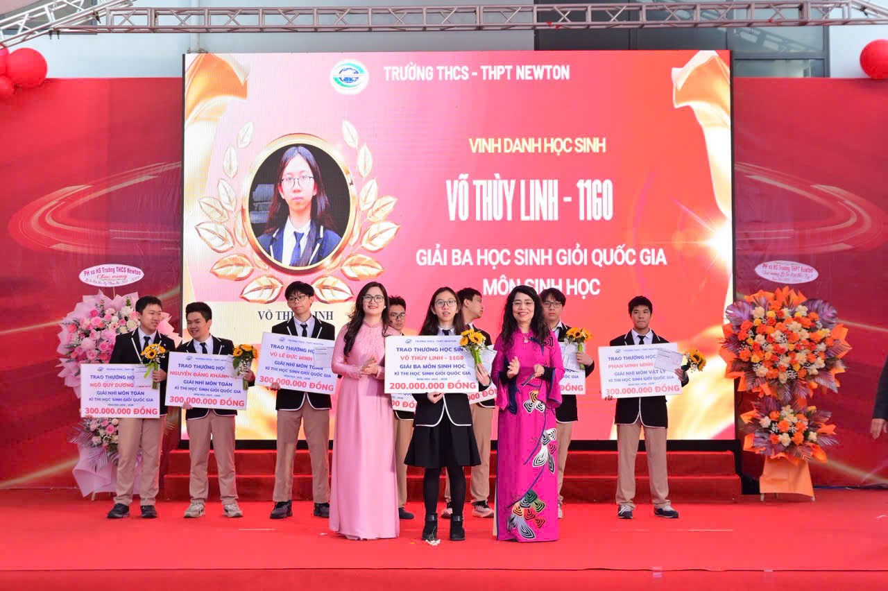 Phần thưởng trong giáo dục: Sự ghi nhận nỗ lực và nền tảng nuôi dưỡng nhân tài