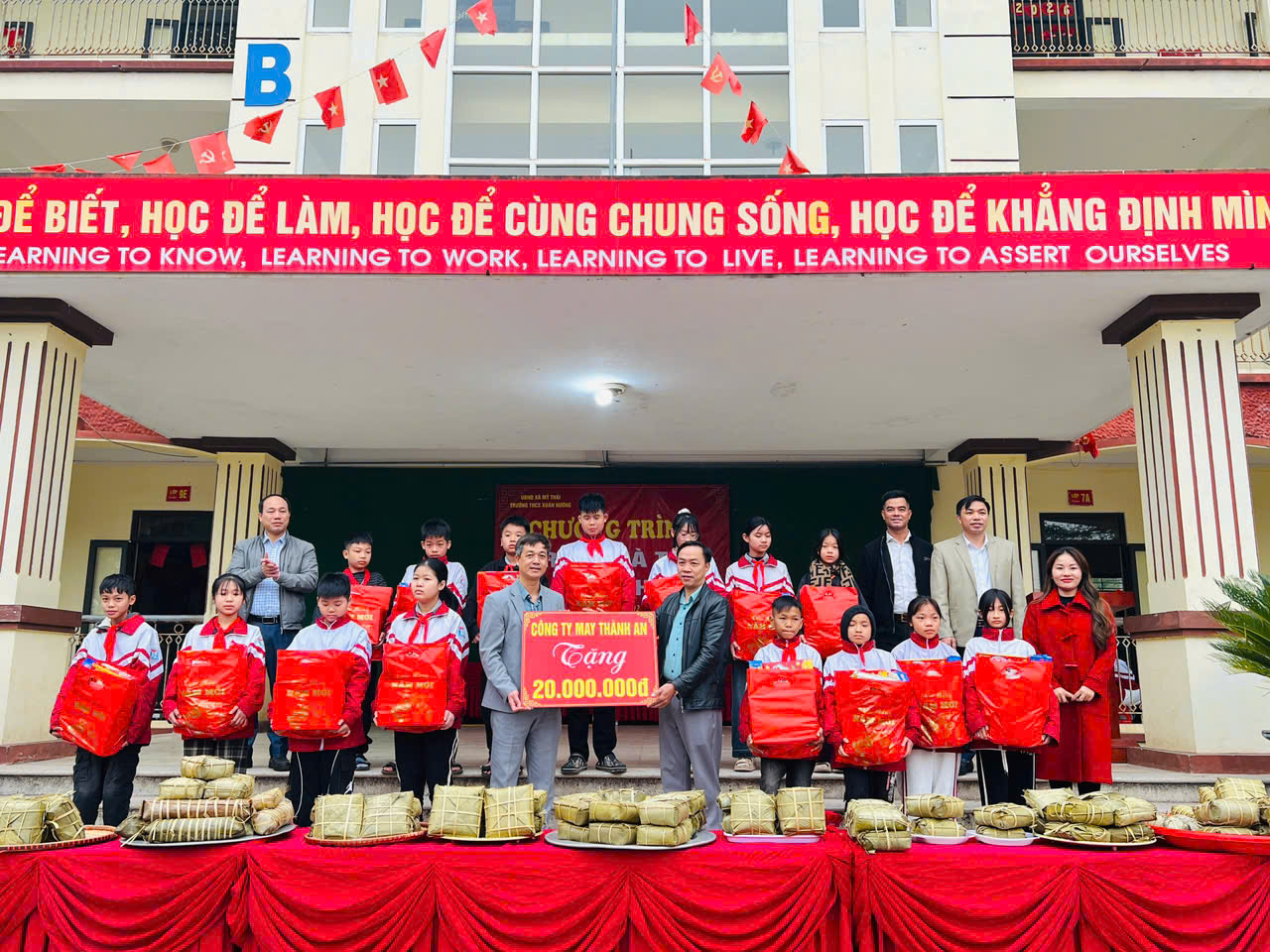 Bắc Ninh: Trường THCS Xuân Hương – Lan tỏa yêu thương qua ngày hội “Xuân yêu thương – Tết chia sẽ”