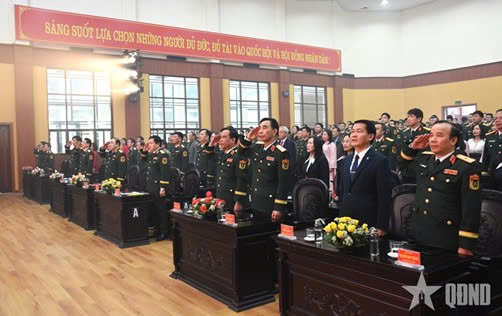 Khoa Sư phạm quân sự - Học viện Chính trị tổ chức Lễ đón nhận Huân chương Bảo vệ Tổ quốc và Kỷ niệm 55 năm ngày truyền thống