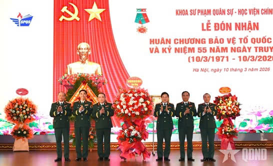 Khoa Sư phạm quân sự - Học viện Chính trị tổ chức Lễ đón nhận Huân chương Bảo vệ Tổ quốc và Kỷ niệm 55 năm ngày truyền thống