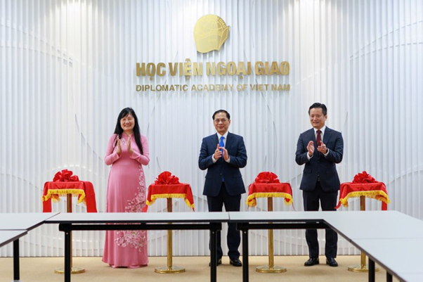 Học viện Ngoại giao: 65 năm tự hào và phát triển