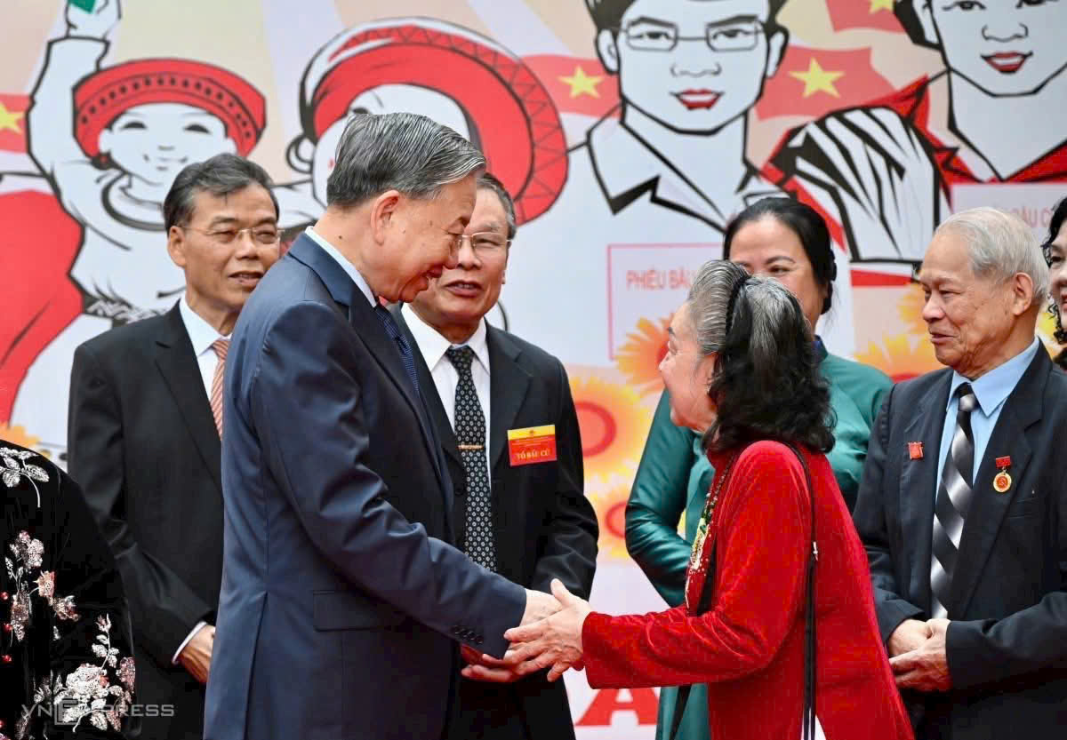 Tổng Bí thư Tô Lâm thực hiện quyền công dân trong ngày toàn dân đi bầu cử