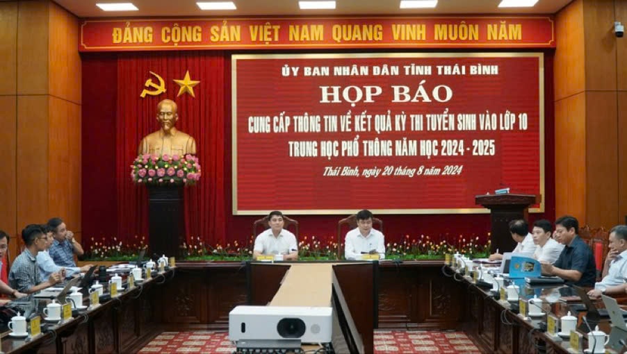 Thái Bình: Kỳ thi vào 10 dậy sóng vì sai điểm hàng loạt