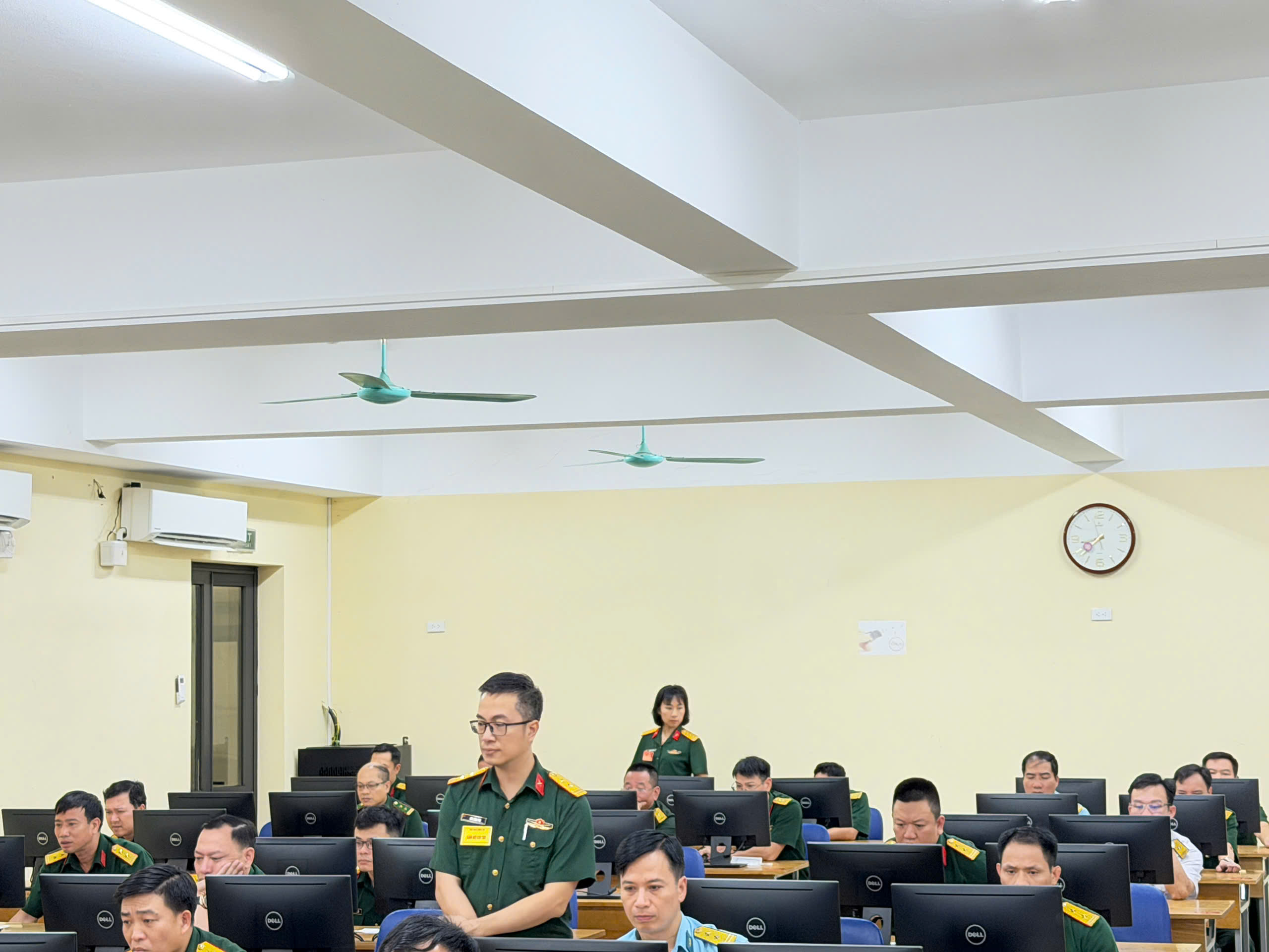 ÁP DỤNG PHƯƠNG PHÁP DẠY HỌC THEO TRẠM TRONG GIẢNG DẠY NGOẠI NGỮ