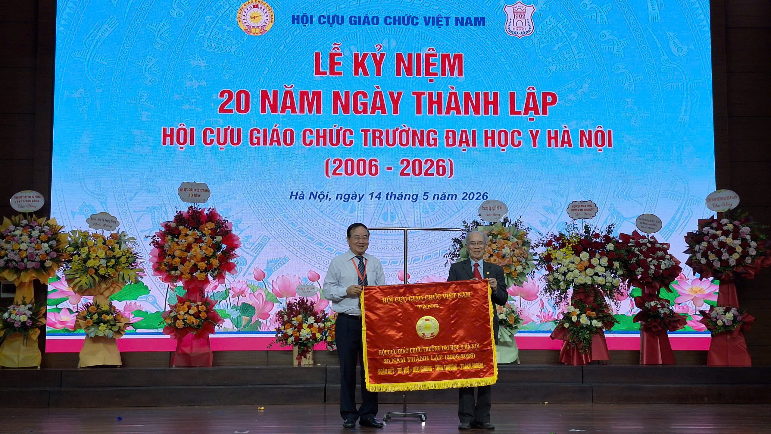 Đại hội đại biểu lần thứ V và kỷ niệm 20 năm thành lập Hội Cựu giáo chức Trường Đại học Y Hà Nội
