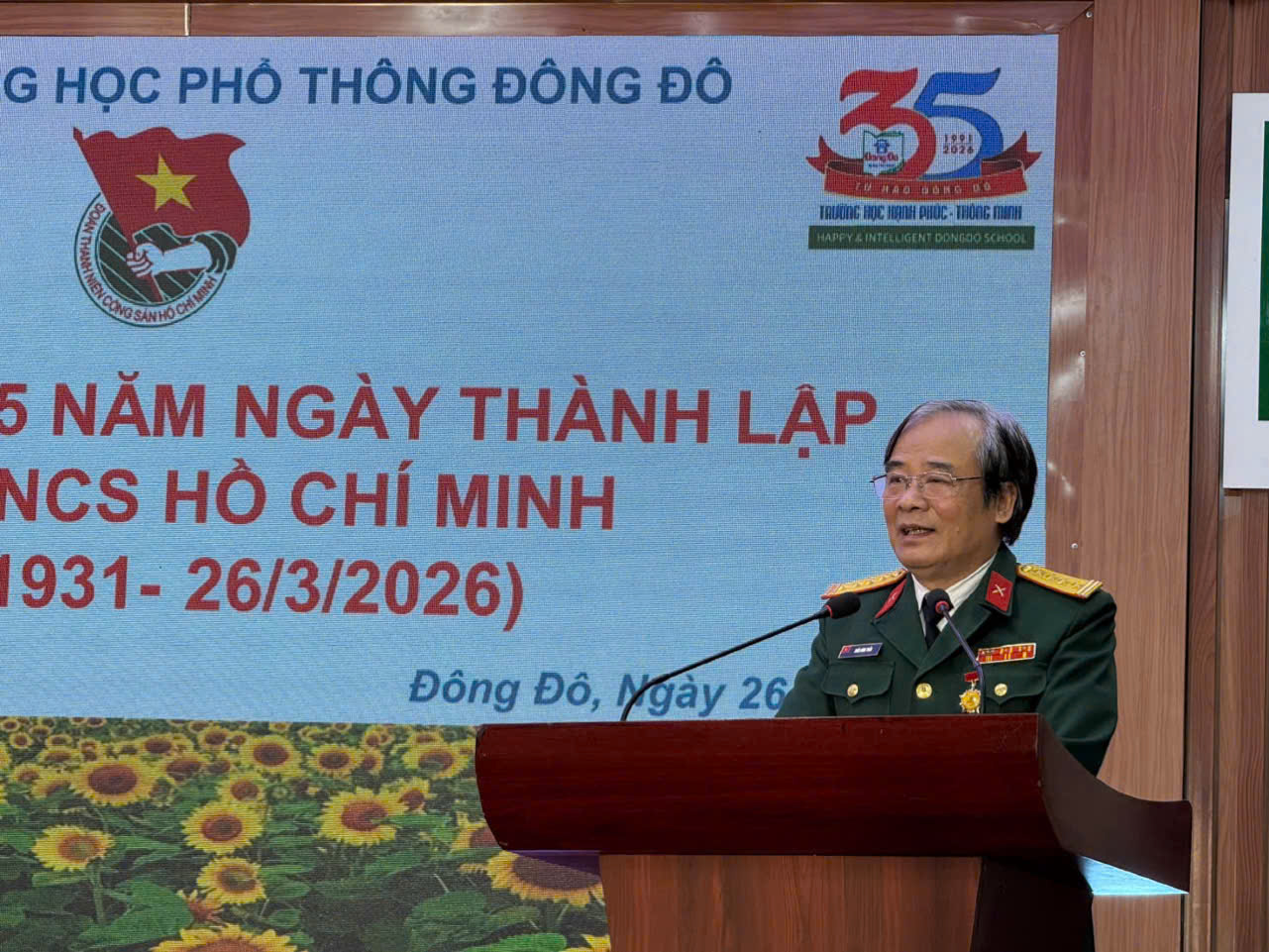ĐỔI MỚI NỘI DUNG, PHƯƠNG THỨC BẢO VỆ NỀN TẢNG TƯ TƯỞNG CỦA ĐẢNG TRONG KỶ NGUYÊN MỚI THÔNG QUA GIÁO DỤC CHỦ NGHĨA YÊU NƯỚC CHO MỌI NGƯỜI DÂN VIỆT NAM