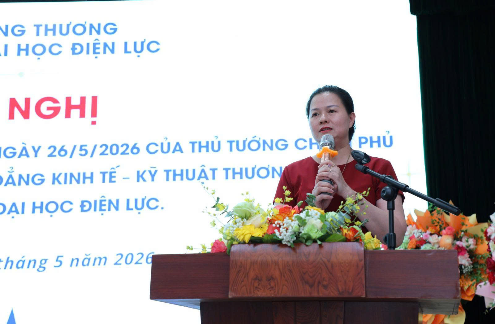 Sáp nhập Trường Cao đẳng Kinh tế - Kỹ thuật Thương mại vào Trường Đại học Điện lực
