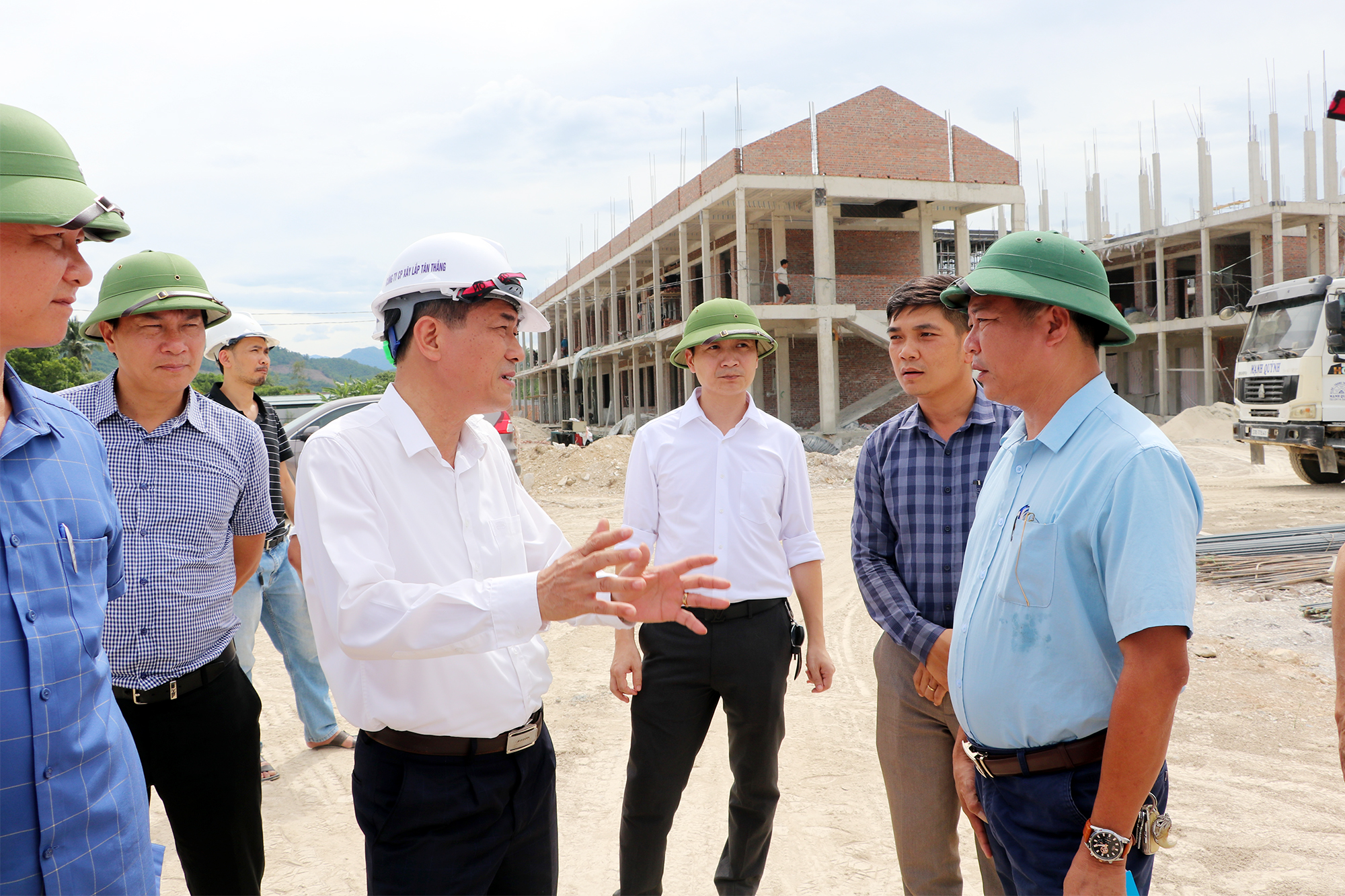 Nghệ An cam kết 10 trường học khu vực biên giới sẽ đi vào hoạt động trong năm học 2026 - 2027