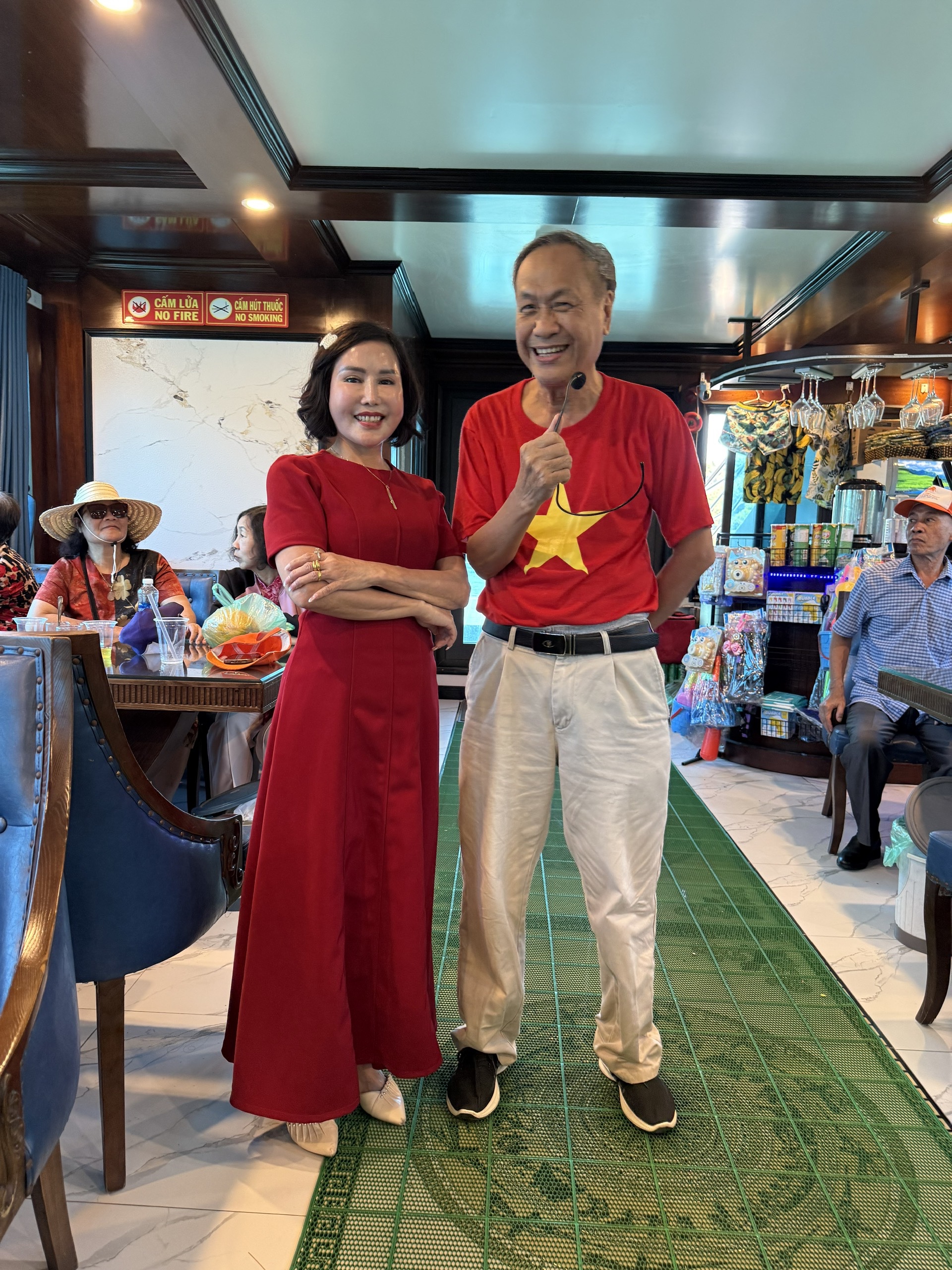 CÓ MỘT NGÔI TRƯỜNG TẠI LÀNG CỔ TRÊN ĐẢO CÁT BÀ
