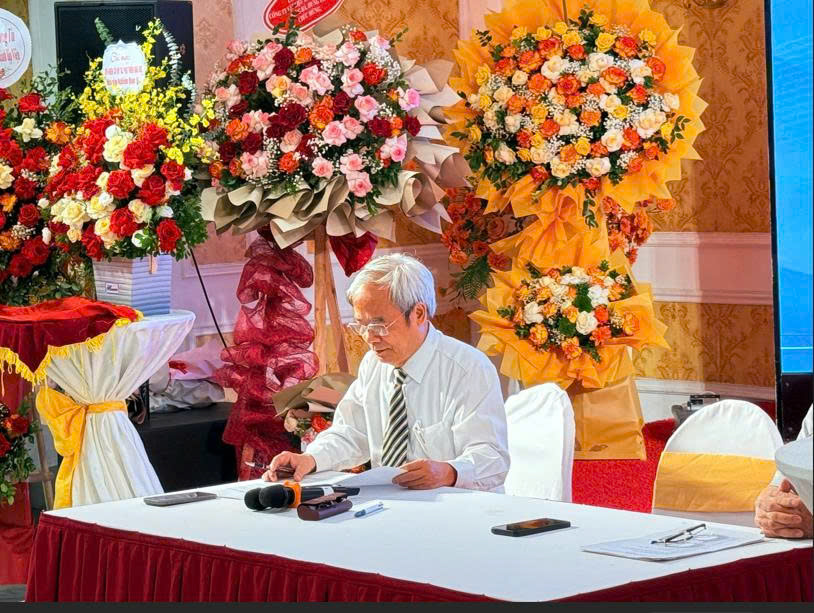 PHƯƠNG PHÁP SỬ DỤNG RUBRICS TRONG ĐÁNH GIÁ NĂNG LỰC HỌC SINH