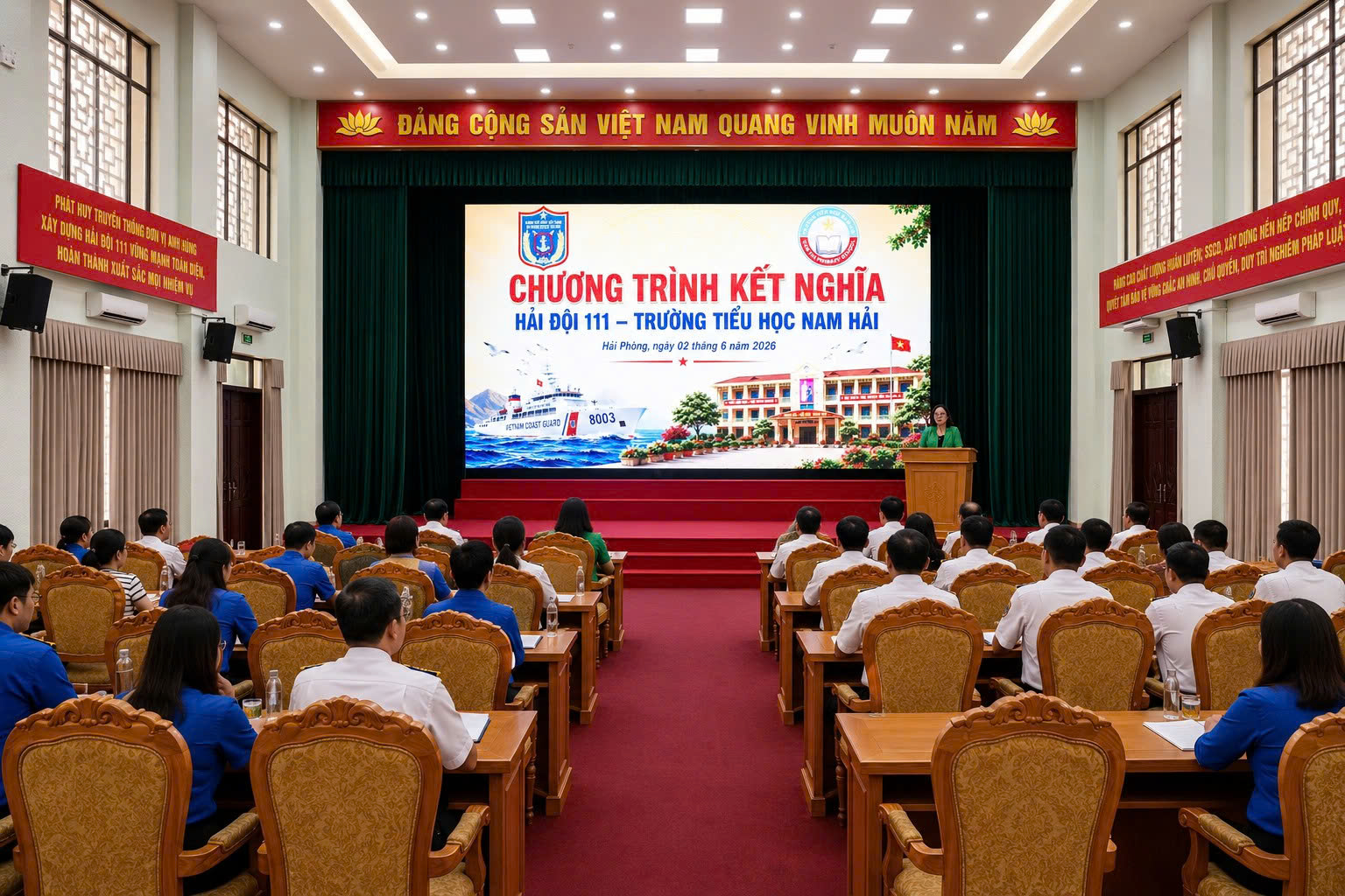 Hải đội 111 Cảnh sát biển ký kết chương trình kết nghĩa với Trường Tiểu học Nam Hải