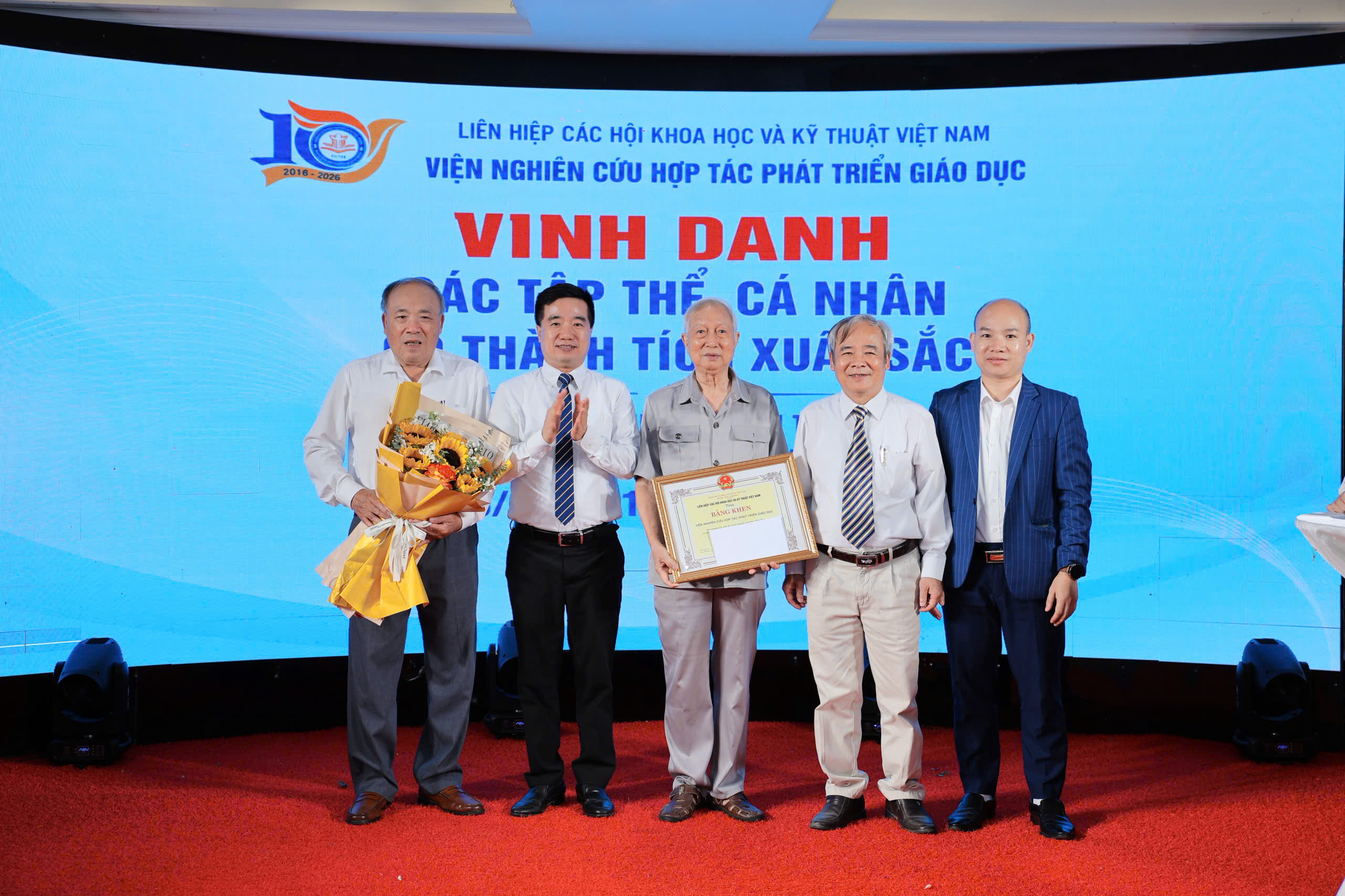 KỶ NIỆM 10 NĂM THÀNH LẬP VIỆN NGHIÊN CỨU HƠP TÁC PHÁT TRIỂN GIÁO DỤC