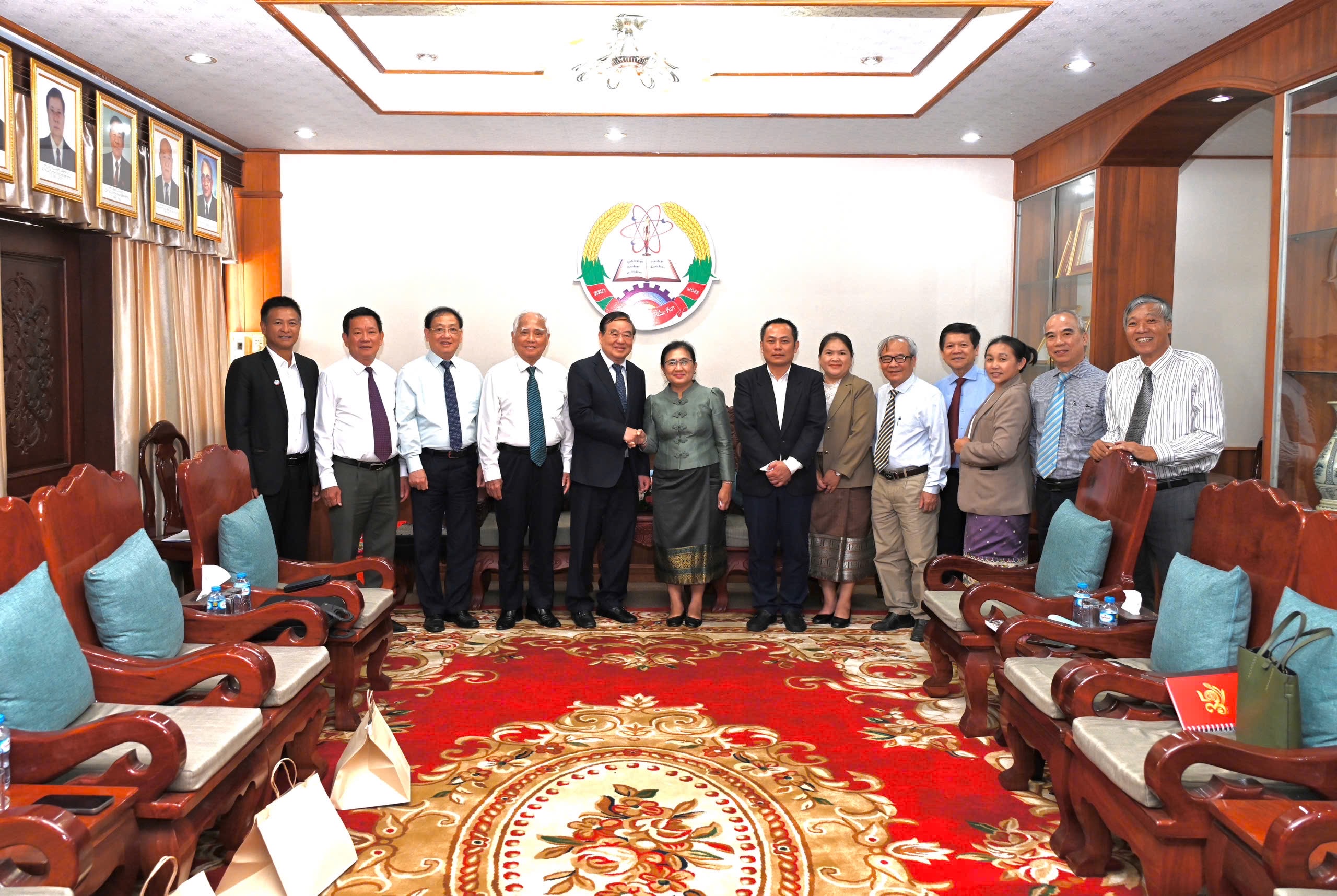 HỘI CỰU GIÁO CHỨC VIỆT NAM – NGUỒN NHÂN LỰC CHẤT LƯỢNG CAO TRONG TỔ CHỨC THỰC HIỆN QUAN ĐIỂM HỌC TẬP SUỐT ĐỜI