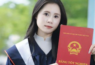Nữ sinh bản nghèo người Thái và ước mơ gieo chữ vùng cao