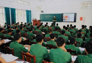 ĐỔI MỚI PHƯƠNG PHÁP DẠY HỌC CÁC MÔN KHOA HỌC XÃ HỘI  VÀ NHÂN VĂN Ở TRƯỜNG ĐẠI HỌC TRẦN QUỐC TUẤN HIỆN NAY