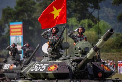 LÀM CHỦ KHOA HỌC CÔNG NGHỆ, VŨ KHÍ HIỆN ĐẠI  KHÁT VỌNG VƯƠN LÊN CỦA TUỔI TRẺ TOÀN QUÂN