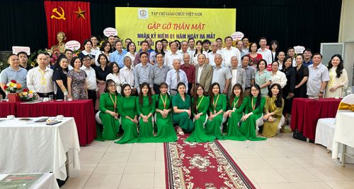 Kỷ niệm 01 năm ngày ra mắt Tạp chí Điện tử Giáo chức Việt Nam