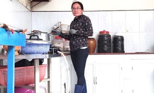 Cô giáo 'không lương hưu' vì văn bản chồng chéo