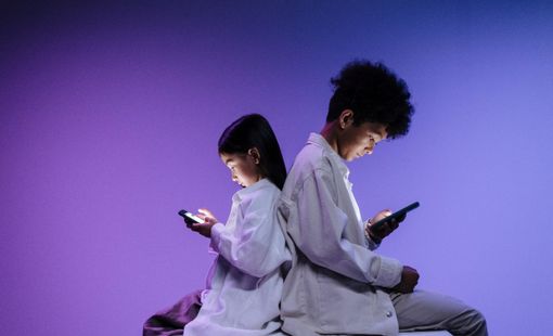 Đâu là cách giữ an toàn cho trẻ em khi trực tuyến?