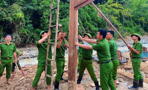 Khắc phục hậu quả lũ quét ở Nghệ An, ngành Giáo dục nỗ lực vượt khó