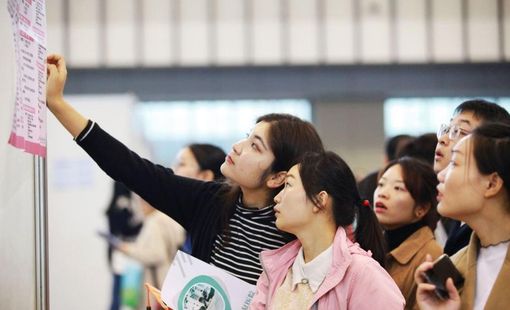 Trung Quốc: Áp lực việc làm đẩy sinh viên tới... gian lận