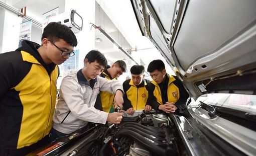 Trung Quốc: Xáo trộn trong hệ thống giáo dục dạy ngh
