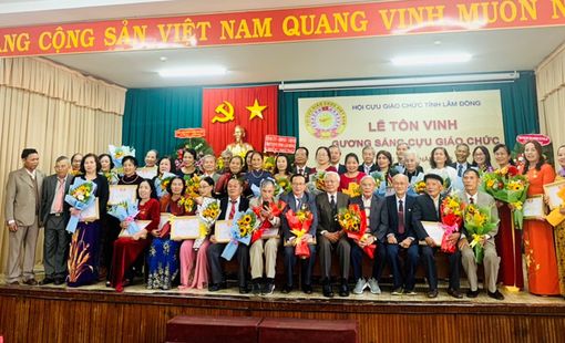 Lâm Đồng tổ chức tôn vinh “Gương sáng Cựu Giáo Chức”lần thứ nhất