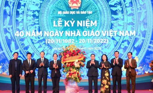 Bộ Giáo dục và Đào tạo long trọng tổ chức Đại lễ kỷ niệm 40 năm ngày Nhà giáo Việt Nam