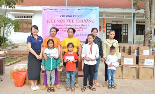 Trường học đi đầu: Giáo dục tình yêu thương đến với học trò còn nhiều khó khăn