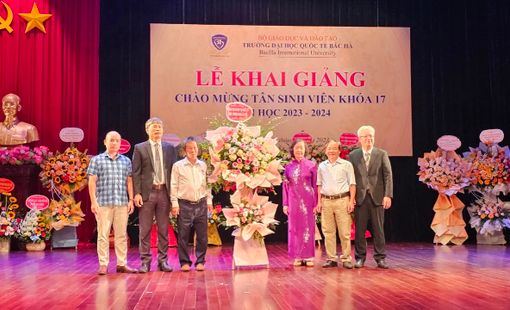 Trường Đại học Quốc tế Bắc Hà: Chào mừng tân sinh viên