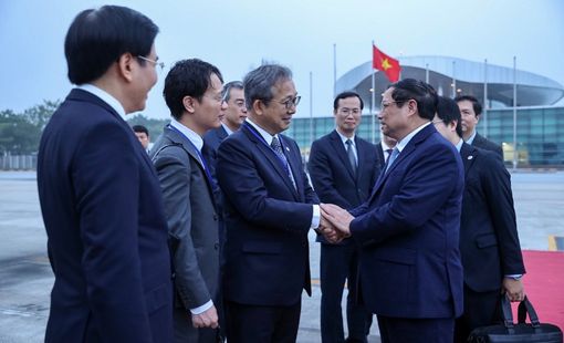 Thủ tướng Phạm Minh Chính lên đường tham dự hội nghị ASEAN - Nhật Bản