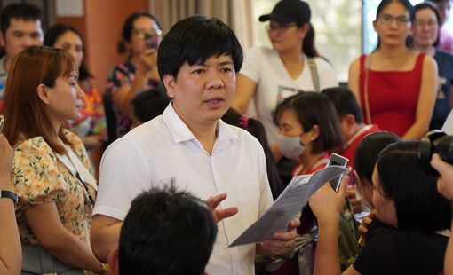 Trung tâm tiếng Anh Englishnow của Shark Thủy đưa ra phương án chuyển đổi và gạt nợ học phí: Các phụ huynh thêm bức xúc