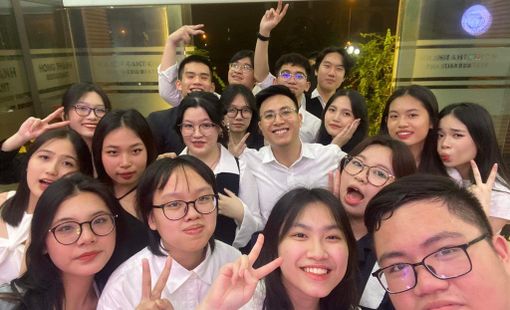 Một lớp học vui trong mùa săn học bổng 2023