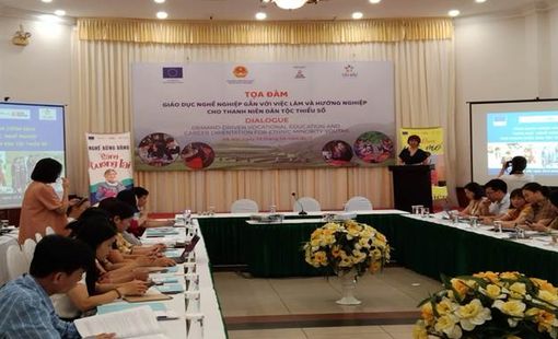 TỌA ĐÀM GIÁO DỤC NGHỀ NGHIỆP GẮN VỚI VIỆC LÀM VÀ HƯỚNG NGHIỆP CHO THANH NIÊN DÂN TỘC THIỂU SỐ