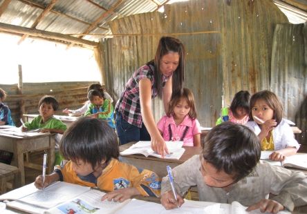 KẾT QUẢ PHỔ CẬP GIÁO DỤC MẦM NON, TIỂU HỌC, TRUNG HỌC CƠ SỞ THEO CHỈ THỊ SỐ 10-CT/TW, NGÀY 05/12/2011 CỦA BỘ CHÍNH TRỊ KHÓA XI