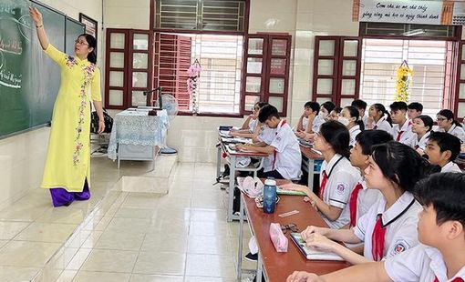 HỘI NGHỊ GÓP Ý KIẾN CỦA CÁC CHUYÊN GIA, NHÀ KHOA HỌC VỀ TRIỂN KHAI THỰC HIỆN CHƯƠNG TRÌNH, SÁCH GIÁO KHOA GIÁO DỤC PHỔ THÔNG 2018