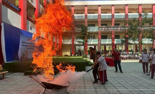 TPHCM: Yêu cầu trường học tập huấn phòng cháy, chữa cháy cho học sinh