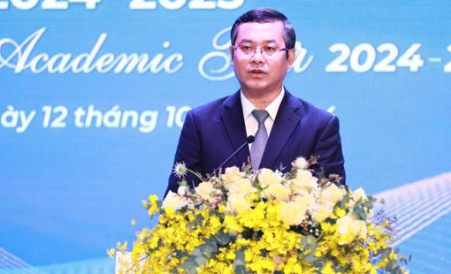 Thứ trưởng Bộ GD&ĐT: Chìa khóa phát triển cho tân sinh viên