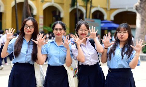 Xây dựng đề thi tham khảo kỳ thi tốt nghiệp THPT từ năm 2025: “giảm áp lực cho các thí sinh”