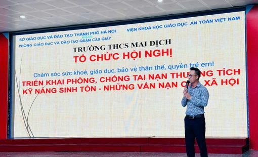 Trường THCS Mai Dịch: Tập huấn kỹ năng phòng, chống tai nạn thương tích, kỹ năng sinh tồn - Những vấn nạn của Xã hội