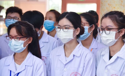 Bộ GD&ĐT dự kiến nâng chuẩn đầu vào ngành Sư phạm và ngành Y