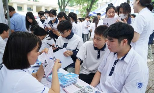 Bộ GD&ĐT xem xét các trường tuyển sinh sớm