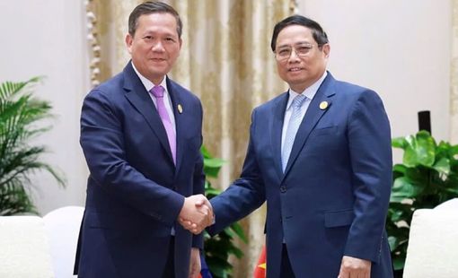 Thủ tướng Phạm Minh Chính gặp Thủ tướng Campuchia Hun Manet