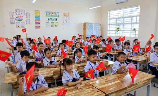 Hơn 1,7 triệu học sinh TPHCM được nghỉ Tết thêm 2 ngày