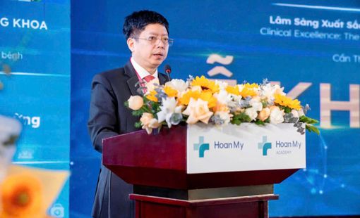 300 chuyên gia y tế chia sẻ về các tiến bộ trong y học